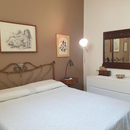Li Beddhrizzi House Apartment กาลาตีนา ภายนอก รูปภาพ