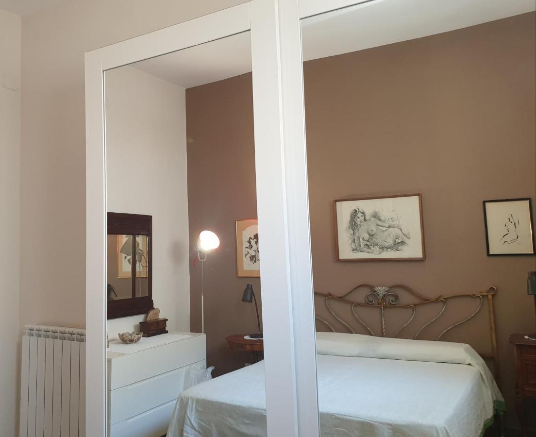 Li Beddhrizzi House Apartment กาลาตีนา ภายนอก รูปภาพ