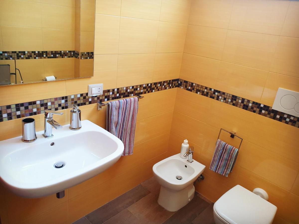 Li Beddhrizzi House Apartment กาลาตีนา ภายนอก รูปภาพ